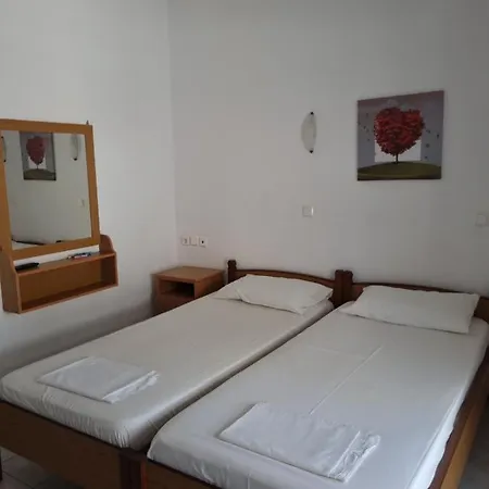 Anna Summer Aparthotel 3*